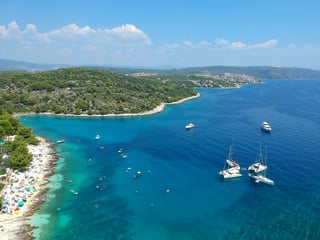 Un exuberante paraíso costero en Grecia